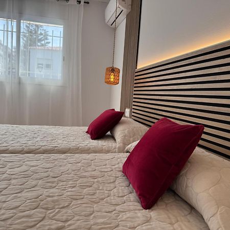 Pension Rovior Calafell Exteriör bild