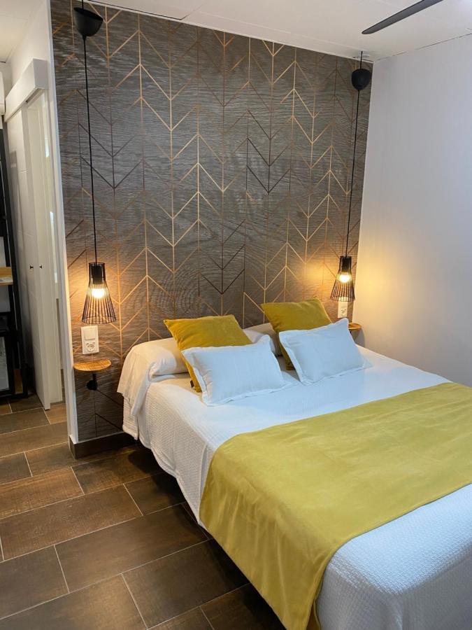 Pension Rovior Calafell Exteriör bild
