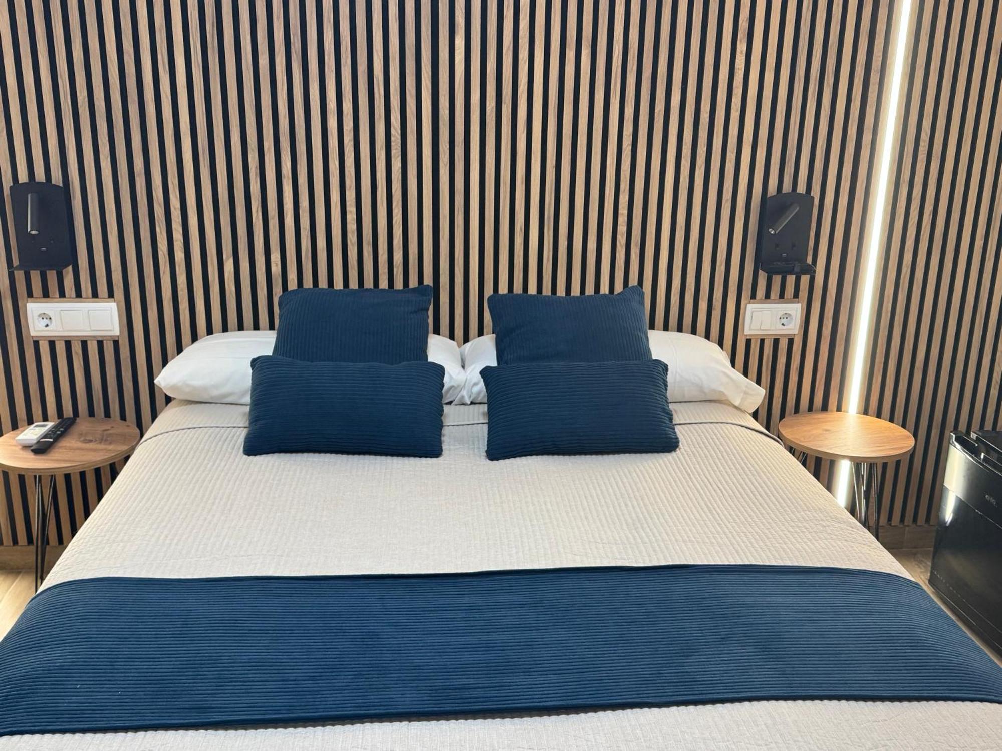 Pension Rovior Calafell Exteriör bild