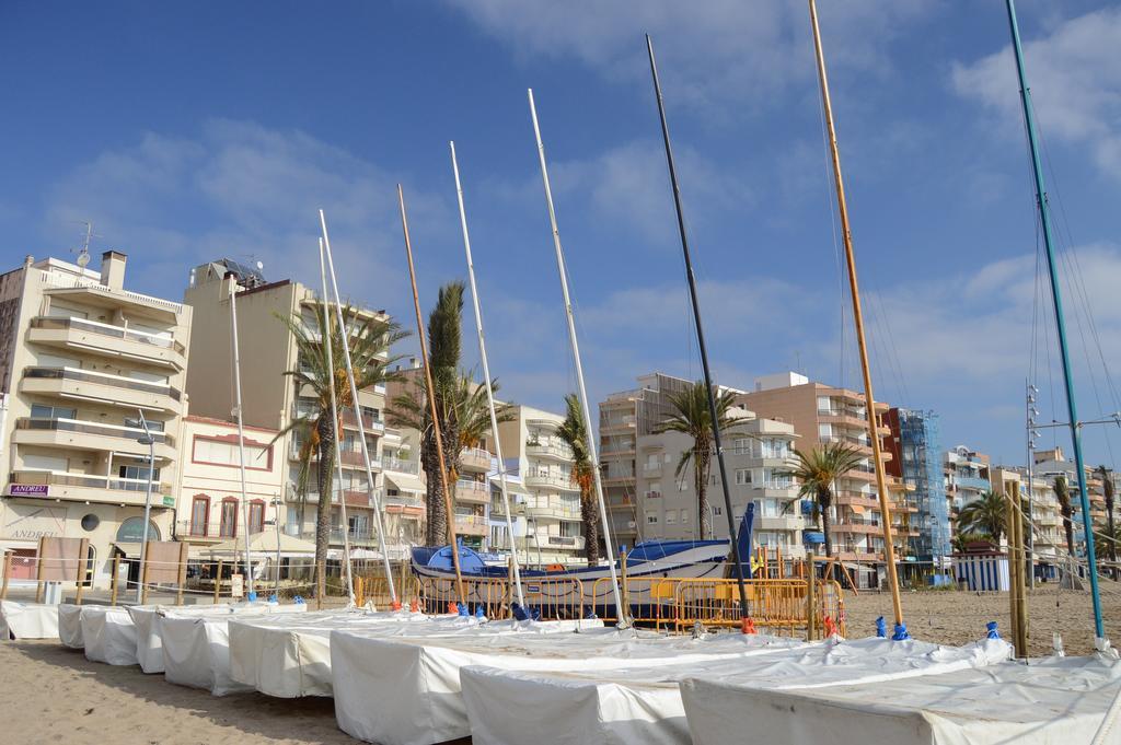 Pension Rovior Calafell Exteriör bild